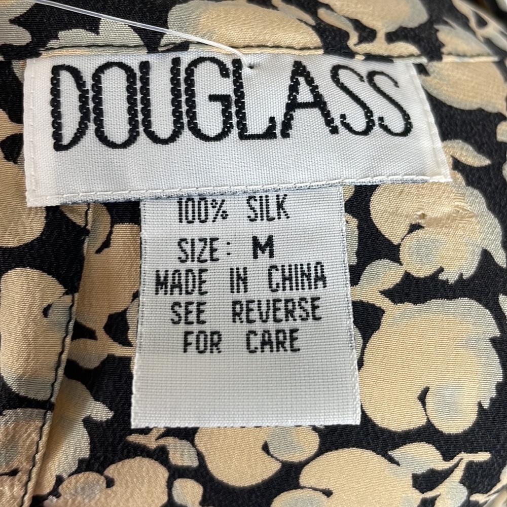 NWT Douglass 100% Silk Tan & Black Floral Blouse w/Back Keyhole - Size Medium - Picture 11 of 14